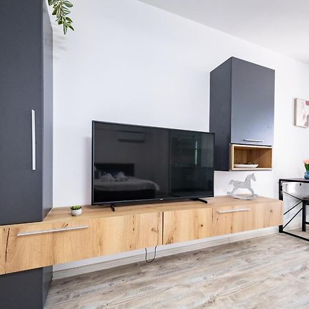 Yusuf Studio Nerva Traian Bucureşti Ngoại thất bức ảnh